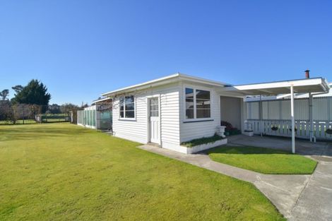 Photo of property in 18 Kent Street, Carterton, 5713