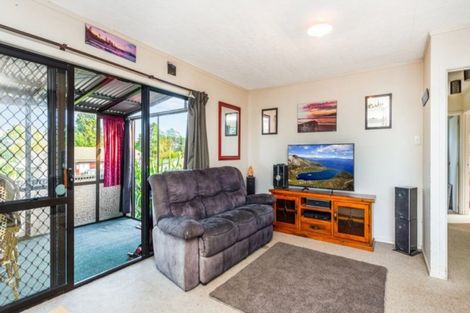 Photo of property in 18 Karekare Avenue, Raglan, 3225