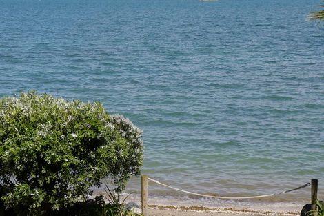 Photo of property in 2 Matakatia Parade, Tindalls Beach, Whangaparaoa, 0930