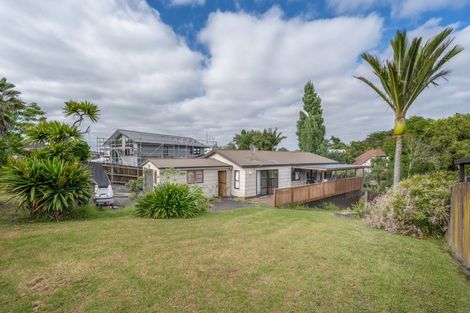 Photo of property in 25 Birman Close, Half Moon Bay, Auckland, 2012