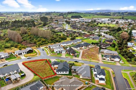 Photo of property in 35 Prado Drive, Pukekohe, 2120