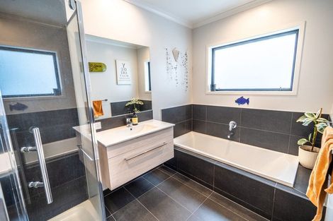 Photo of property in 161 Margaret Drive, Omokoroa, 3114