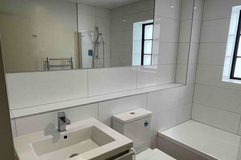 Photo of property in Westhaven Apartments, 13/127 Molesworth Street, Thorndon, Wellington, 6011