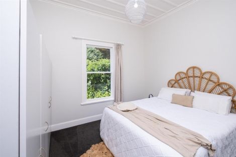 Photo of property in 194 South Road, Hawera, 4610