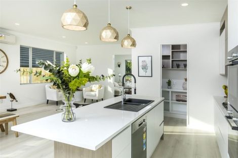 Photo of property in 39 Nobilo Road, Kumeu, 0810