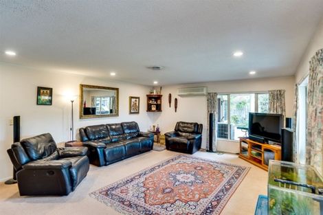 Photo of property in 44 Pukekura Place, Taradale, Napier, 4112