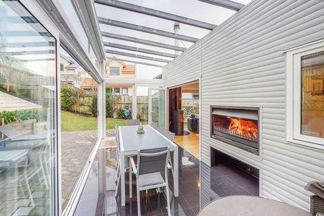 Photo of property in 9 Birkhall Grove, Strathmore Park, Wellington, 6022