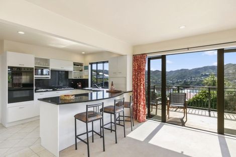 Photo of property in 7 Te Kainga Way, Khandallah, Wellington, 6035