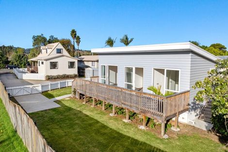 Photo of property in 6 Te Moau Avenue, Parakai, 0830