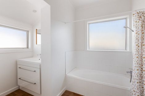 Photo of property in 174 Edgecumbe Road, Tauranga South, Tauranga, 3112