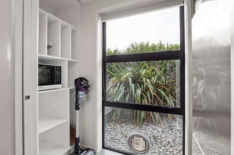 Photo of property in 35 Jacks Point Rise, Jacks Point, Queenstown, 9371