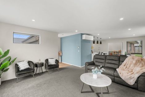 Photo of property in 40 Lansdowne Way, Rolleston, 7615