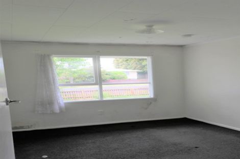 Photo of property in 2 Mervan Street, Mangere East, Auckland, 2024