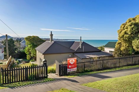 Photo of property in 32 Avon Street, South Hill, Oamaru, 9400