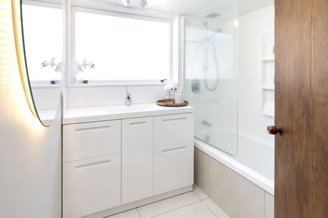 Photo of property in 28 Bengal Drive, Cashmere, Christchurch, 8022