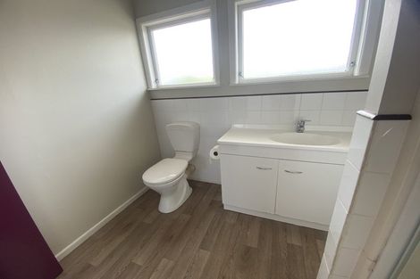 Photo of property in 5 Gregg Place, Sunnyvale, Auckland, 0612