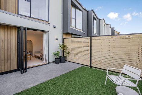 Photo of property in 30/10 Trieste Way, Paraparaumu, 5032