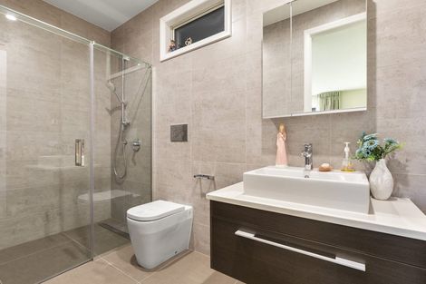 Photo of property in 4 Rangitoto View Road, Cockle Bay, Auckland, 2014