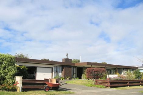 Photo of property in 343 Westminster Avenue, Tamatea, Napier, 4112