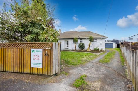 Photo of property in 8 Lee Place, Bader, Hamilton, 3206