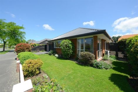 Photo of property in 1/43 Kedleston Drive, Avonhead, Christchurch, 8042