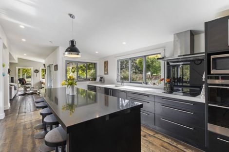 Photo of property in 350 Clifton Road, Whitford, Howick, 2571