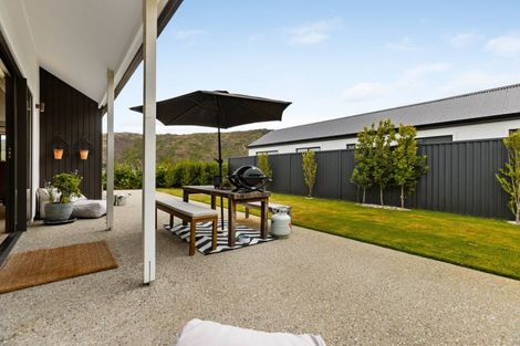 Photo of property in 28 Naylor Street, Clyde, 9330