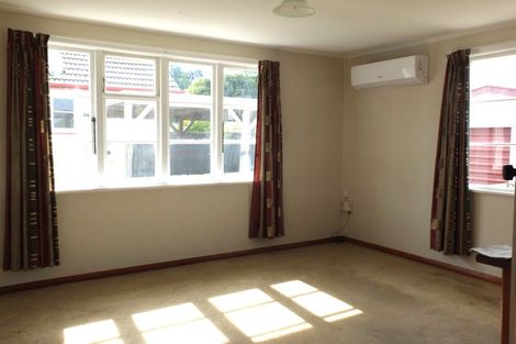 Photo of property in 10 Harlech Street, Oamaru North, Oamaru, 9400