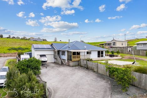 Photo of property in 30 Settlement Road, Kaiwaka, 0573