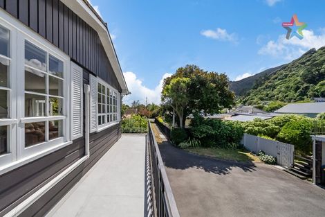 Photo of property in 9 Miro Street, Eastbourne, Lower Hutt, 5013