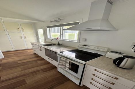 Photo of property in 42 Memorial Drive, Parahaki, Whangarei, 0112