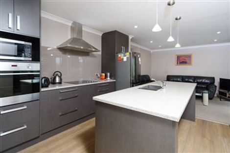 Photo of property in 22 Jezero Drive, Massey, Auckland, 0614