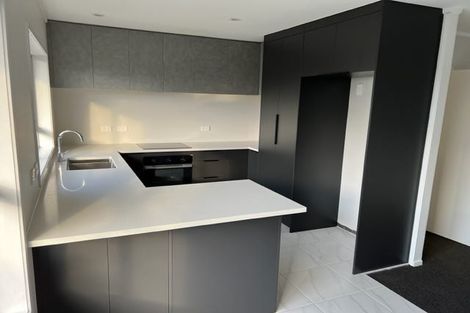 Photo of property in 3/53 Onewa Road, Northcote, Auckland, 0627