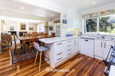 Photo of property in 37 Sunbrae Drive, Silverstream, Upper Hutt, 5019