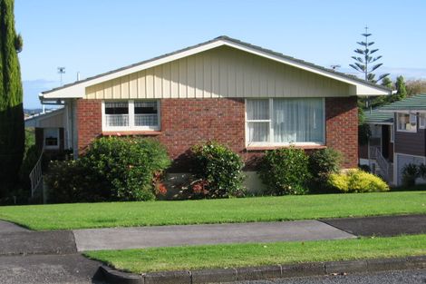 Photo of property in 2/4 Pine Terrace, Howick, Auckland, 2014