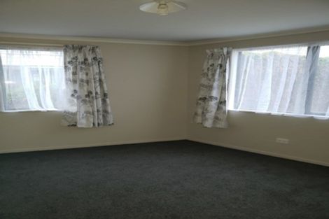 Photo of property in 5a Snead Place, Hamilton East, Hamilton, 3216