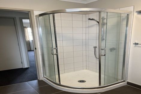 Photo of property in St Claire Village, 228/172 Mcleod Road, Te Atatu South, Auckland, 0610