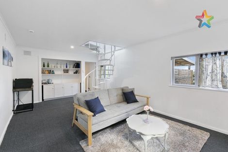 Photo of property in 35 Titiro Moana Road, Korokoro, Lower Hutt, 5012
