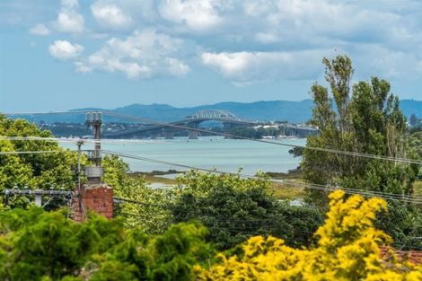 Photo of property in 1/48a Northboro Road, Belmont, Auckland, 0622