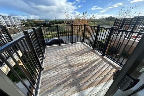 Photo of property in 11 Falcon Crescent, Hobsonville, Auckland, 0618