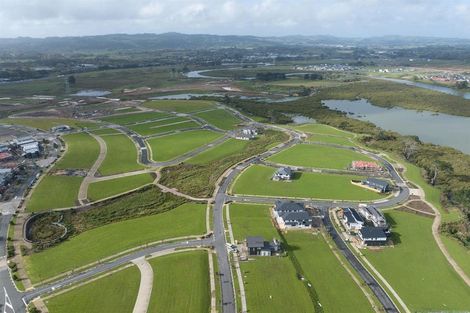 Photo of property in 240 Park Estate Road, Rosehill, Papakura, 2113