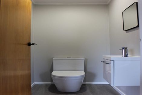 Photo of property in 33 Trelissick Crescent, Ngaio, Wellington, 6035