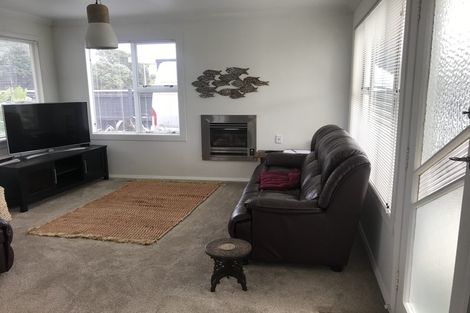 Photo of property in 1 Dorset Street, Opunake, 4616