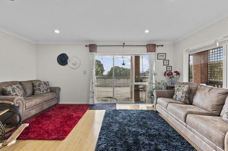 Photo of property in 57 Pitt Avenue, Clendon Park, Auckland, 2103