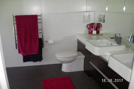 Photo of property in 32 Metcalfe Road, Ngahinapouri, Hamilton, 3290