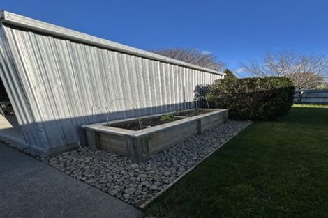 Photo of property in 17 Baillie Crescent, Carterton, 5713