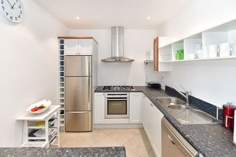 Photo of property in 4 Albert Hall Drive, Red Beach, 0932