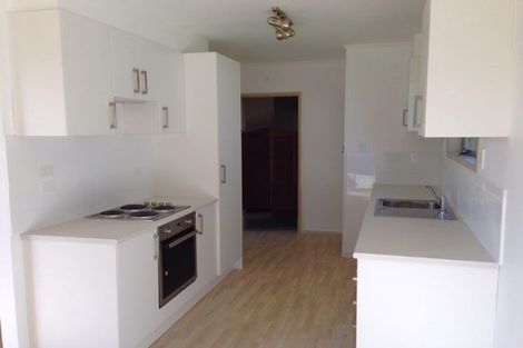 Photo of property in 31 Waimumu Road, Massey, Auckland, 0614