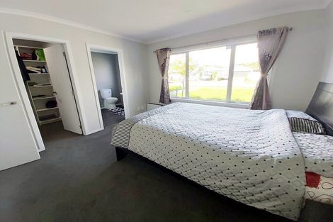 Photo of property in 23 Grovedale Square, Wainuiomata, Lower Hutt, 5014