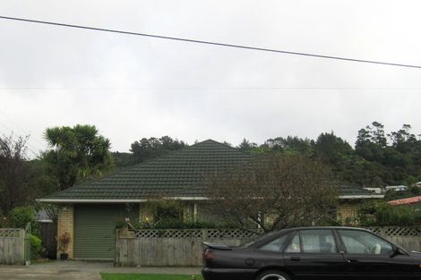 Photo of property in 2/128 Stokes Valley Road, Stokes Valley, Lower Hutt, 5019